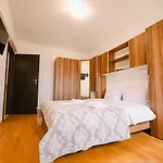 Privilegio Apartment - Centru Civic - Afi Mall